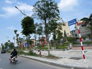 bán đất mặt phố nguyễn gia bồng dt 471m2, mt25m - lô góc, 1mặt đường, 2mặt ngõ - chủ giảm chào 30tỷ