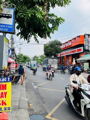 bán nhà mtkd tân quý 5x21m(2 lầu đang cho thuê) sát aeon tân phú giá 20 tỷ tl