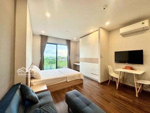 q2 cho thuê căn hộ | ban công đầy đủ nội thất gần cầu sài gòn