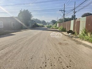 bán đất skc ngay cụm gần 5.000m skc 50 năm + 200m tc, chủ đã xây rào với làm hầm pccc + giấy phép