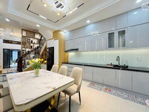 sập sàn tại ngọc hà, nhà đẹp lý tưởng, 53m 3t 8,65 tỷ.