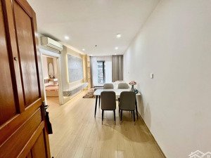 chính chủ chuyển lên căn 3 ngủ nên cần nhượng lại căn góc siêu đẹp tại toà cao cấp ct7hjk dương nôi