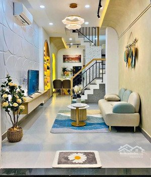 giá chỉ 1.680 tỷ - nhà bình tân mới xây - ngay vòng xoay an lạc!