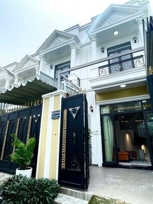 nhà phố liền kề dt: 4m x 15m shr đường ôtô bán nhà phường an phú đông q12, đường thạnh lộc 15