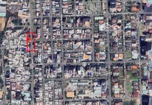 bán đất mt chính hữu, đoạn sát lê tấn toán - dt 136m2 ngang 7m- tặng nhà 1,5 tầng