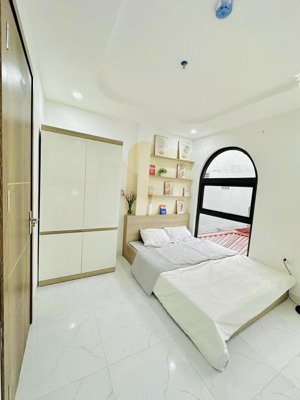 hoa khôi xuân đỉnh, 11 tỷ, 40m2, 6 tầng thang máy, ngõ to thông thoáng, full nội thất, ở sướng