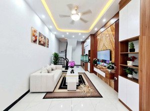 bán np ngãi cầu, 4,7 tỷ, 31m2, 4 tầng, 3pn, 3wc siêu hot