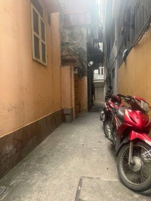 đất vàng cầu giấy giá đầu tư hợp xây ccmn ngõ 3 gác gần ô tô thửa đất vuông vắn