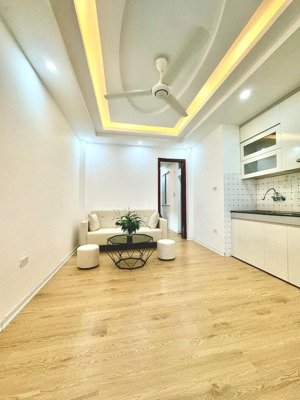 bán ccmn cầu giấy - quan hoa gần mặt phố - rộng đẹp giá tốt