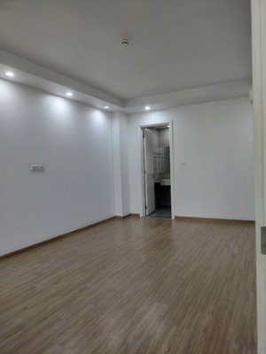 chính chủ cho thuê căn hộ chung cư t&t riverview 440 vĩnh hưng hoàng mai