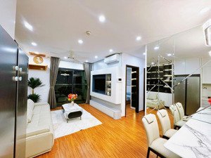 bán căn 08 toà the sun, dt 95m2, 3 phòng ngủ, ban công đông nam giá 9.3 tỷ nhà full đồ về ở ngay