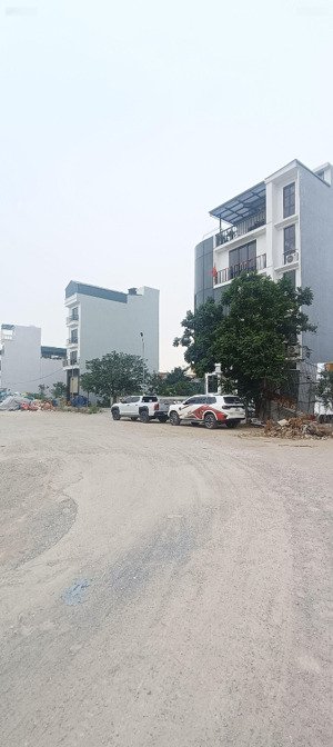 bán đất đấu giá ngũ hiệp xe cont vào đất dt; 68m/ giá 9,5tỷ. siêu rẻ cho nhà đầu tư