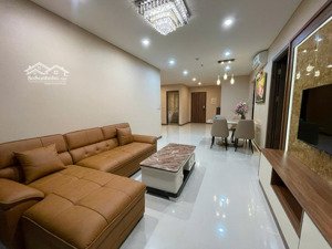 bán / sang nhượng căn hộ 3pn giá chỉ 13,5 tỷ sổ hồng sẵn lh xem nhà 