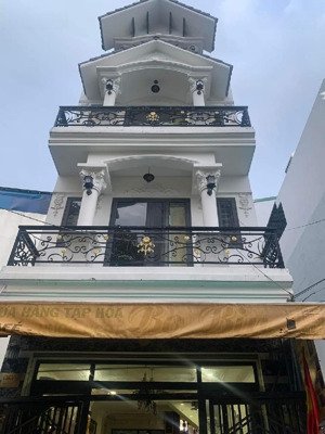 nhà hưng phú q8, gần quận 1, dt 8m x 18m, 130m2, giá 16 tỷ. hxh, gpxd 5 tầng, gần cầu chữ y