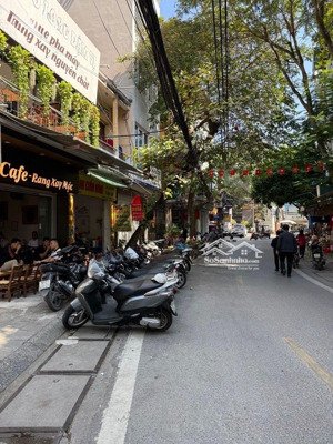 mặt phố vip trung tâm quận hoàn kiếm - kinh doanh sầm uất - sổ đỏ chính chủ