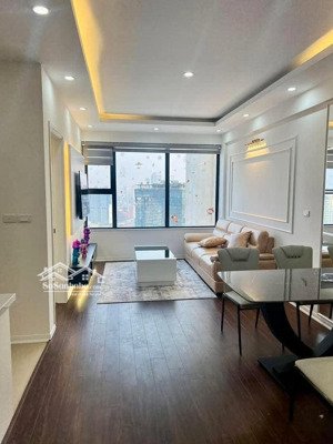 gia đình cần bán rẻ căn 2 phòng ngủ tại green stars, thiện chí có thương lượng sâu