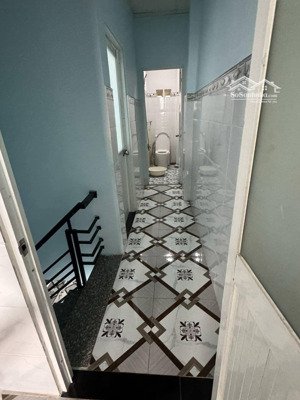 còn nhiều sản phẩm khó bán có sổ hồng cần bán ở nhà bè lê văn lương