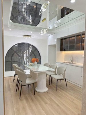 phân lô nguyễn xiển nhà mới 6 tầng thang máy lô góc 45m2, mặt tiền 4m, giá chỉ 13,6 tỷ