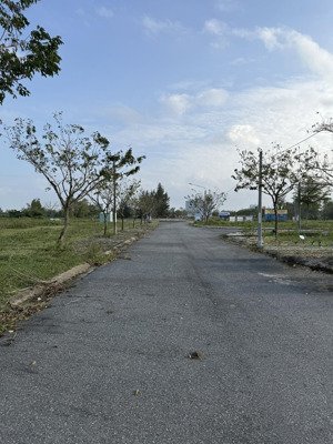bán lô đất đường 7m5 khu đô thị số 4, sát sông cổ cò, thành phố đà nẵng