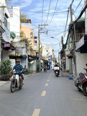 bán nhà tân bình - khu bàu cát - hxh sát mặt tiền - nở hậu đẹp - ngang 4.5m - 79m2 - 8.3 tỷ