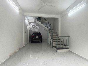 hàng hiếm mặt tiền kinh doanh hưng phú p10 q8 - 4m x 11m - sổ vuông vức- 3 tầng 4pn 3wc - giá 11 tỷ