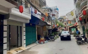 cho thuê mặt bằng làm kho chứa hàng tại ngõ 9 minh khai - mặt ngõ rộng ô tô ra vào thoải mái!