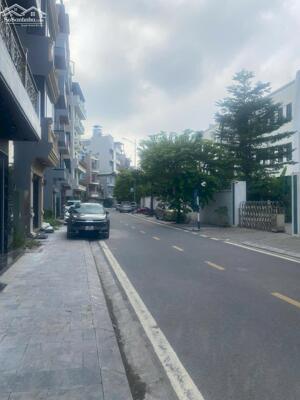 Hoa hậu Khuất Duy Tiến, phân lô, thang máy, ô tô 7 chỗ vào nhà, 10m mặt phố, hơn 15 tỷ