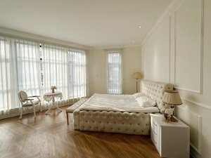 cho thuê studio siêu đẹp, mới 100% full đồ chỉ 14tr tại the ninety 90 đường láng.