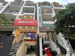 chỉ 50tr/th nhà nguyên căn kđt himlam dt: 100m2 tkvp, có thang máy kề hoàng trọng mậu lh:0908935765