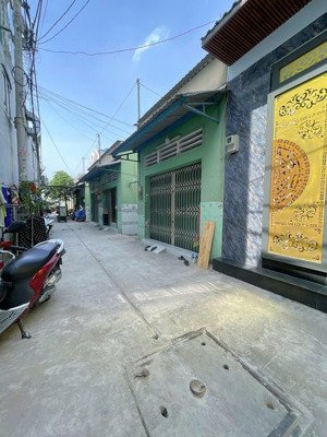 nhà mới thiết kế hiện đại đón tết gần aeon tân phú 4pn lớn, ở ngay.64m2 nhà 4 tầng chỉ hơn 6 tỏi.