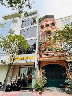 bán nhà dân xây ngõ 157 pháo đài láng. ô tô tránh kinh doanh sầm uất