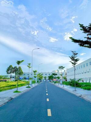 Chính chủ bán gấp lô đất 60m2 giá chỉ 2ty850 mặt tiền đường Lê Hồng Phong