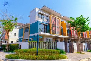 cho thuê 5 căn nhà thuộc dự án suncasa central nhà 3 tầng 4pn 4wc. giá thuê 12tr/tháng