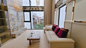 chính chủ gia đình em cần bán căn - tây hồ - 8 tầng - thang máy chạy vù vù - view hồ tây