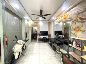 bán nhà lô góc 4 tầng ngõ oto chợ hòa bình, đường bạch đằng, hồng bàng 4,55 tỷ