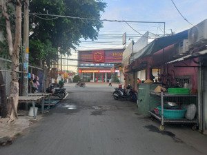 4,9 tỷ | 102m2 (5,9x17m) | nhà cấp 4| ngay vòng xoay phú hữu| sổ đẹp | còn thương lượng