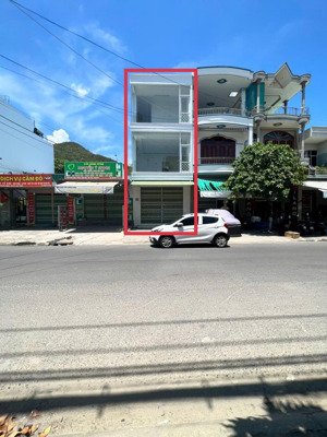 chủ gửi bán căn nhà mặt tiền tôn đức thắng - hòn rớ 1 | 6,7 tỷ