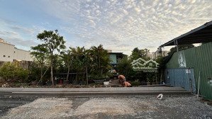 bán đất biệt thự tại đường bùi tá hán, phường an phú, q. 2, dt 10,5x16,7m, 180 triệu/m2