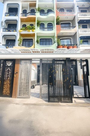 nhà 5 tầng diện tích rộng 75m2 khu cao tầng hương lộ 2 full nội thất + thang máy chỉ có 7,65 tỷ