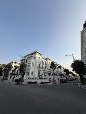 louis city hoàng mai bt 4 tầng đẹp, vị trí trung tâm hàng hiếm - giá tốt nhất khu