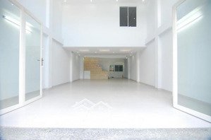 cho thuê mặt bằng phố hàng bạc 120m2, mt 6m, vị trí trung tâm phố cổ kinh doanh siêu đỉnh