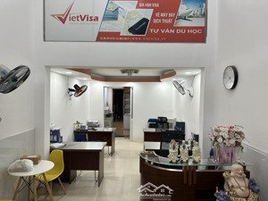 văn phòng cho thuê đường nguyễn bỉnh khiêm q1. diện tích 150m2