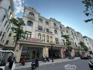 bán căn shophouse kinh đô 84m2 giá 13,5 tỷ, sẵn sổ rẻ nhất kinh đô vinhomes ocean park 2