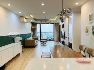 hot quá rẻ. cho thuê căn hộ flc 265 cầu giấy, 120m2, 3pn, full đồ nhà đẹp. 18tr/th. lh 