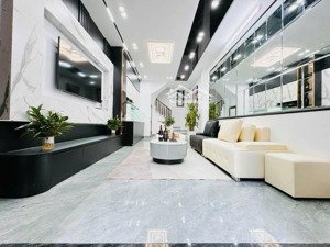 32m2 - nhà phân lô sổ đẹp keng - view đẹp tại võ chí công