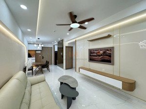 cho thuê căn hộ 2pn 2wc khu diamond alnata plus- celadon city