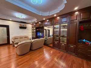 giá tốt nhất royal city, căn 109m2 , 2 ngủ, full nội thất, 18 triệu. lh 0971.342/965