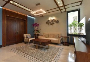 dinh thự siêu đẹp quốc hương,quận 2-dt 20mx30 600m2-3 tầng-giá 96 tỷ