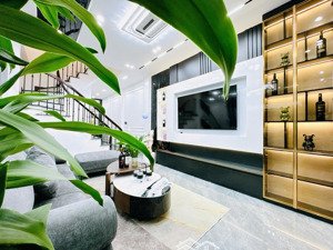 bán gấp! nhà phố pháo đài láng - lô góc 2 thoáng - 8m ra ô tô dt 38m*5t mt 3.8m giá 7.6 tỷ