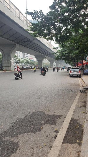 hiếm - mặt phố đại la - vỉa hè 5m - đường 10 làn - 1 mặt phố 1 mặt ngõ - kd mọi mặt hàng